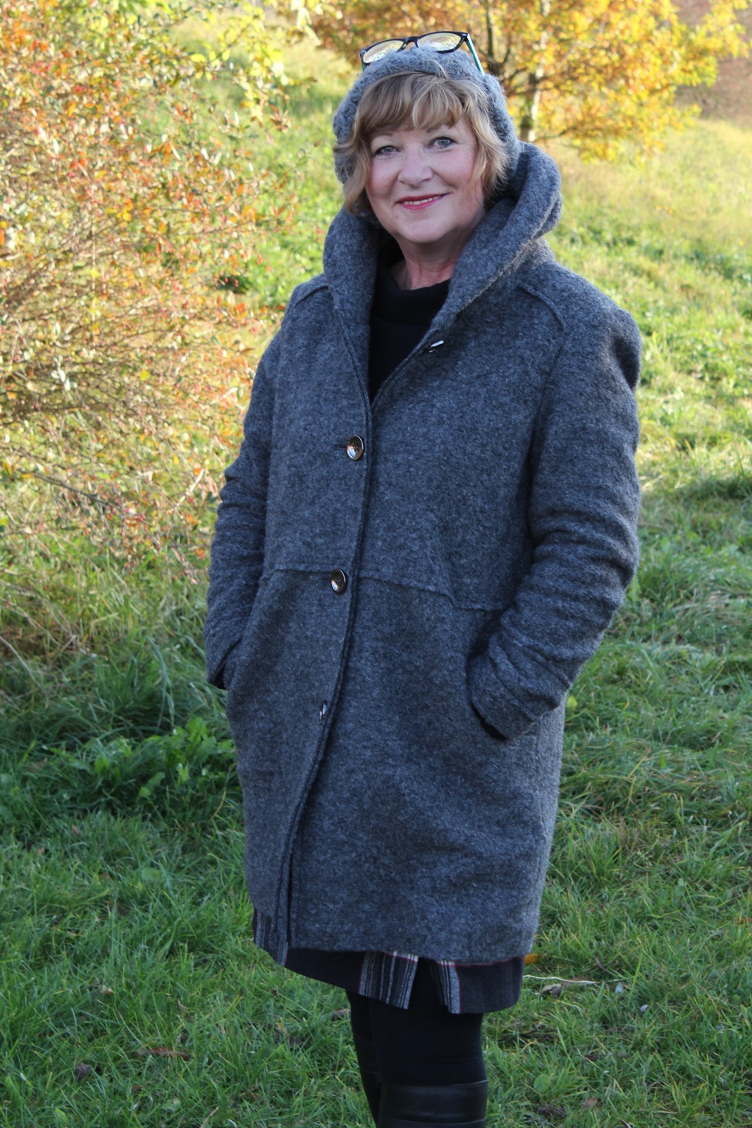 wollfilzmantel-macht-den-winterspaziergang-angenehm-60plus-stil